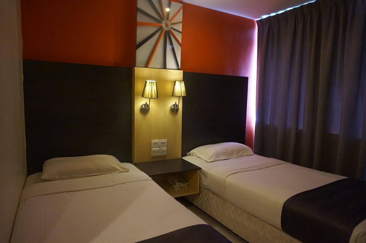Oyo 786 The Citilite Hotel Kuantan Esterno foto
