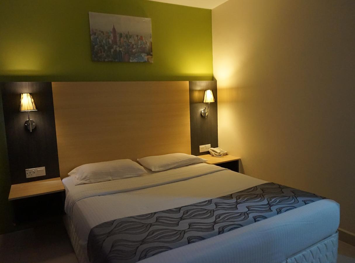 Oyo 786 The Citilite Hotel Kuantan Esterno foto